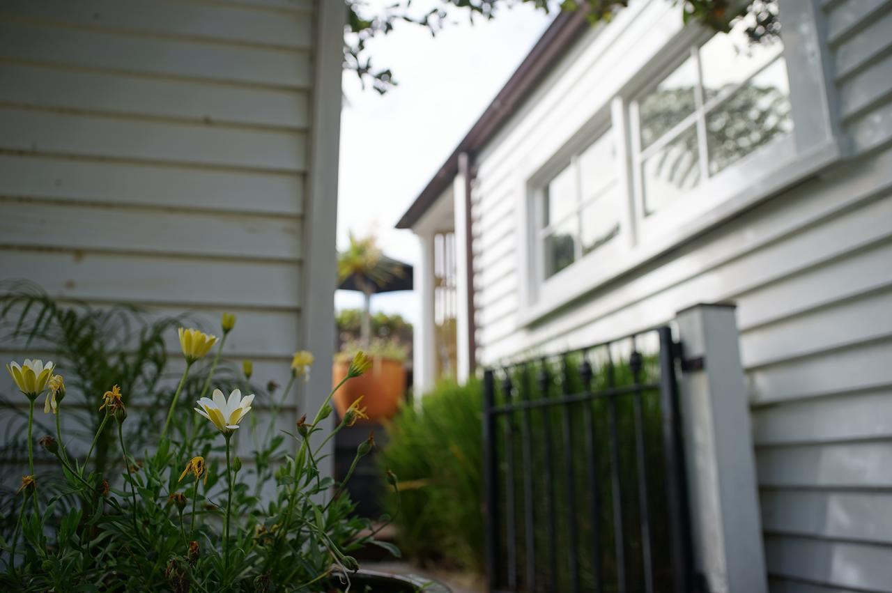 Issey Manor Bed & Breakfast New Plymouth Exterior photo